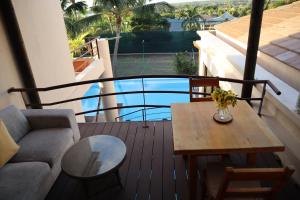 Kolam renang di atau dekat dengan Le Gite du Bonheur Guest House & Car Rental