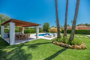 Bazén v ubytování VACATION MARBELLA I Villa Sirio, Golf-Front Villa, Private Heated Pool, Privacy, 10 min from Puerto Banus nebo v jeho okolí