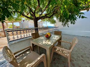 A balcony or terrace at Stella Beach House