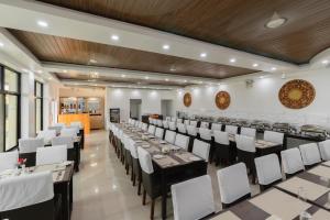 Εστιατόριο ή άλλο μέρος για φαγητό στο Hotel Ratnasambhava