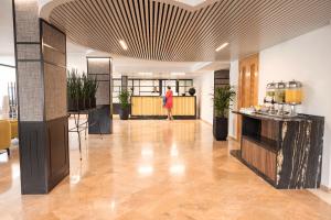Cucina o angolo cottura di Caesar Premier Jerusalem Hotel