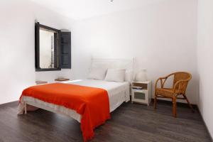 Katil atau katil-katil dalam bilik di Lets Holidays COZY HOUSE in the CENTER of TOWN
