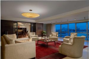 Χώρος καθιστικού στο Radisson Blu Hotel Bucharest