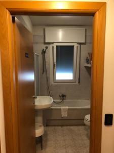 A bathroom at Bed and Breakfast La Sosta