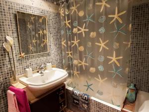 Koupelna v ubytování Casa Minina + 37 fotografií