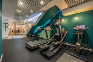 Centrum fitness w obiekcie AmazINN Places Blasco de Garay 113