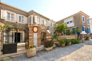 Imagen de la galería de Alacati Kostem Hotel - Special Category, en Alacati