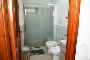 Koupelna v ubytování Casa Donatella a Isola
