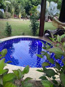Piscina di Villas do Pratagy Jambo I com Jacuzzy o nelle vicinanze