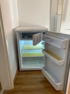 Kuchyň nebo kuchyňský kout v ubytování Marl Central Apartment