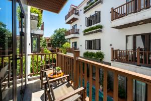 Balkón nebo terasa v ubytování December Hoi An Villa