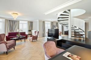 Гостиная зона в Austria Trend Parkhotel Schönbrunn Wien