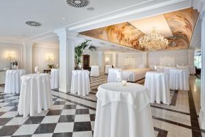 Гостиная зона в Austria Trend Parkhotel Schönbrunn Wien
