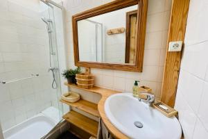 Ein Badezimmer in der Unterkunft Cosy and quiet apartment in La Salle-les-Alpes