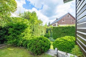 Zahrada ubytování Vakantiehuis Cerny Dul 259