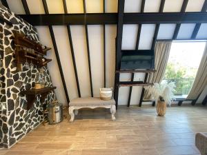 Μια τηλεόραση ή/και κέντρο ψυχαγωγίας στο Ecoluxury Glamping