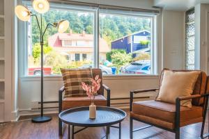 西雅图Seaside Serenity 1 BR Apt with balcony near Alki的相册照片