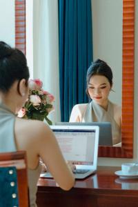 Oaspeți care stau la SeaFront Hotel DaNang