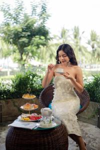 Oaspeți care stau la SeaFront Hotel DaNang