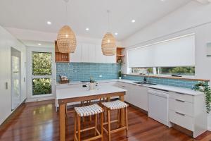Gallery image of Oceanfront Beach House On Marine Parade in Kingscliff
