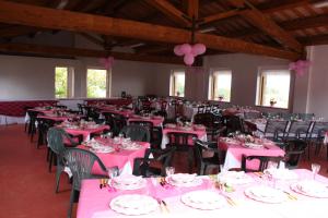 Restaurace v ubytování Agriturismo Borgo Del Papa + 37 fotografií