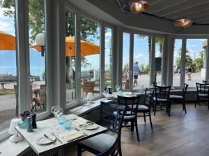 伊甸园宫奥拉克酒店餐厅或其他用餐的地方