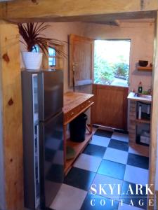 Dapur atau dapur kecil di Skylark Cottage