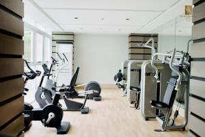 Fitness centrum a/nebo fitness zařízení v ubytování Sotogrande Davao Hotel