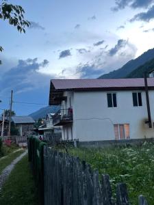 Üldine mäevaade või majutusasutusest House Mon Amie pildistatud vaade