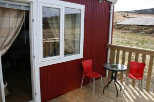 Balkón nebo terasa v ubytování Litlabjarg Guesthouse