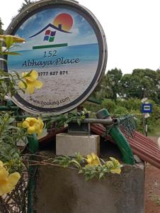 Certifikát, hodnocení, plakát nebo jiný dokument vystavený v ubytování 152-Abhaya Place Homestay