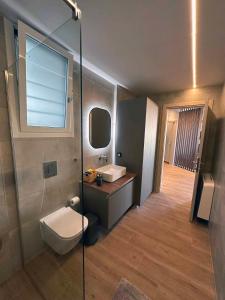 Elia Luxury Residence的一间浴室