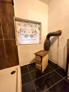 Koupelna v ubytování Chaloupka na Zelnicách