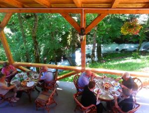 Hosté ubytování Hotel Ravnjak