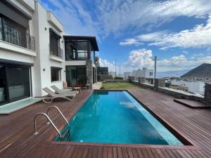 Bazén v ubytování Private pool, +A Luxury, New built villa nebo v jeho okolí