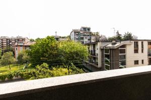 Budova, kde se apartmán nachází + 50 fotografií