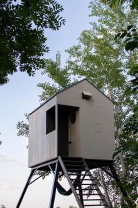 Edificio en el que se encuentra el tented camp