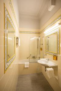 Un baño de Boutique Hotel Nossek 37 fotos más