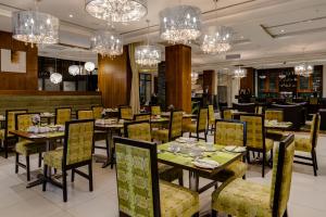 Posezení v ubytování Protea Hotel by Marriott Benin City Select Emotan