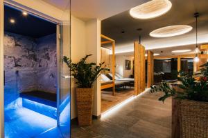 Bazén v ubytování Ferienresidenz Raich - Appartements mit Sky Wellness und Garten nebo v jeho okolí
