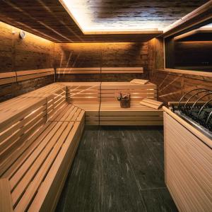 Fotografie z fotogalerie ubytování Ferienresidenz Raich - Appartements mit Sky Wellness und Garten v destinaci Ried im Oberinntal