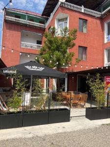 Budova, kde se kapslový hotel nachází