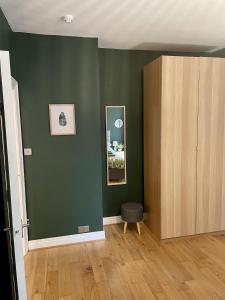 Fotografie z fotogalerie ubytování Boho Vibes Ground Floor Apartment v destinaci Cardiff