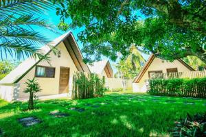Um jardim em Pousada Ecologica Bangalo de Praia
