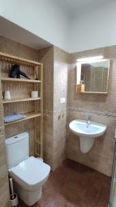 Ein Badezimmer in der Unterkunft Dormir en Cádiz