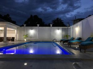 Billede fra billedgalleriet på villa piscine orchidée i Pointe-Noire