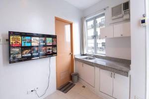 Η κουζίνα ή μικρή κουζίνα στο JP Santiago Studio Makati J206