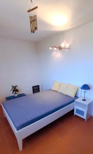 Posteľ alebo postele v izbe v ubytovaní Romantic two bedroom apartments close to Normafa with private parking