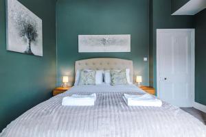 Postel nebo postele na pokoji v ubytování 1B Victorian Retreat in Chester
