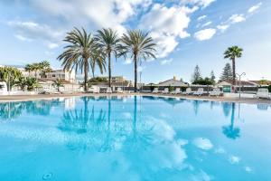 Бассейн в Bungalow Vacacional Arcos или поблизости